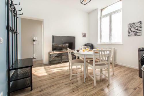 Apartamento Appartement Moderne, Propre, Wifi, Si�ge Massant