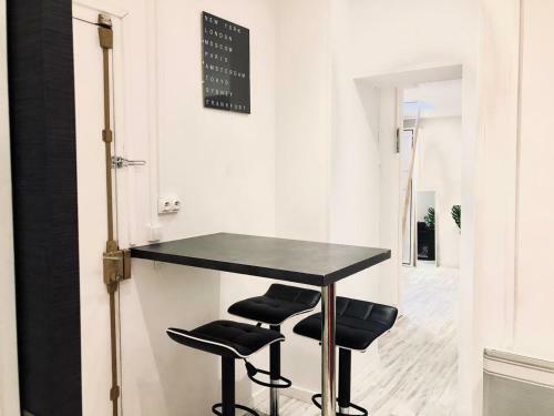 Apartamento Studio Avec Toit Terrasse Priv�, En Centre Ville