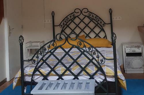 Hostal Gazelle Guest House And Art Gallery