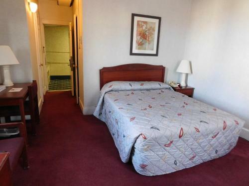 Hotel Harrington