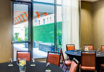 Hotel Courtyard By Marriott Washington, D.c./foggy Bottom