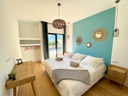 Villa de Standing Avec Magnifique Vue Mer, Sagone