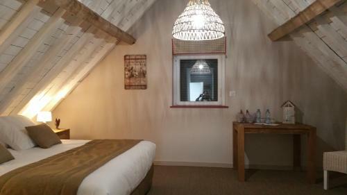 Hostal La Cense Pierrot Des Princes