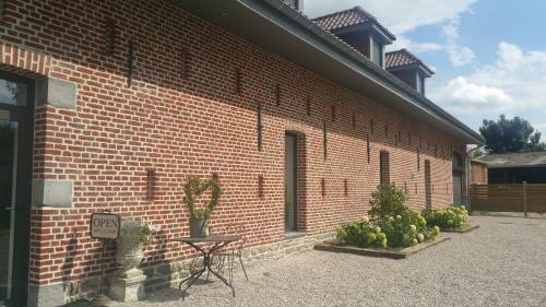 Hostal La Cense Pierrot Des Princes