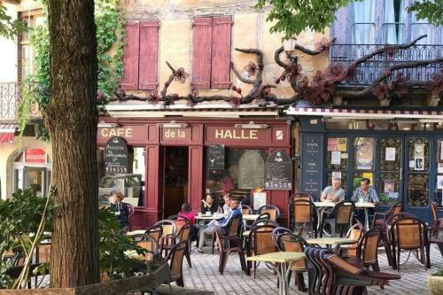 Maison D?artiste, 5 Mins From St Antonin Noble Val