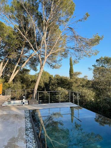 Villa Piscine Miroir Jacuzzi