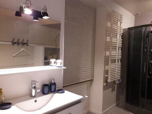 Bed & Breakfast Chambres D'h�tes Dans La Cit� Des Trois Vall�es