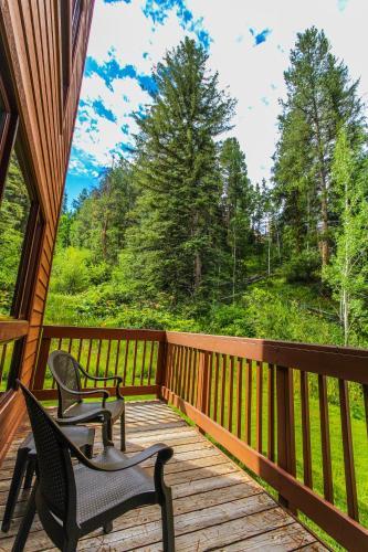 Hotel Cedar At Streamside