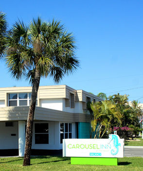 Posada Carousel Beach Inn
