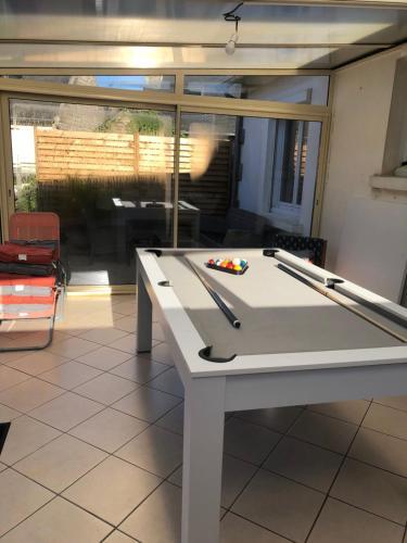 G�te 2km de La Plage, Gr34 � Pied, 3sdb Et 5chambres