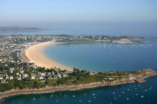 Belle Maison Acc�s Plage � Pied � La Garde St Cast