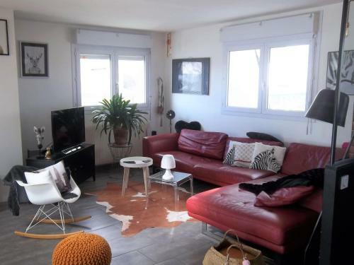 Originally Designed Holiday Home With Garden In A Central Location
