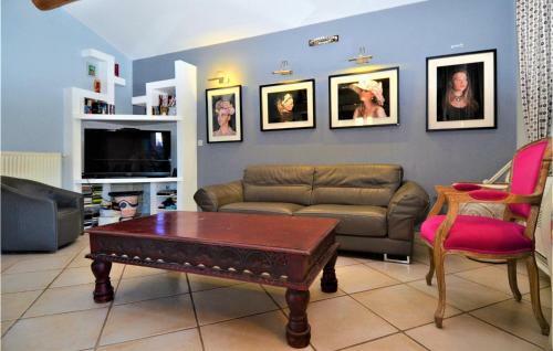 Nice Home In Saint-christol-les-ale With 3 Bedrooms
