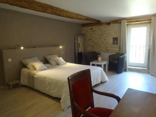 Lacoste B&B