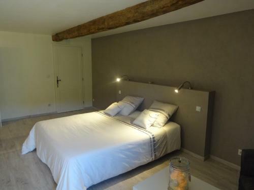 Lacoste B&B
