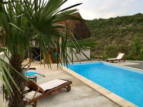 Lacoste B&B