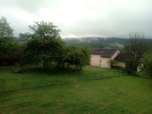 Bed & Breakfast La Cl�matite D Olt