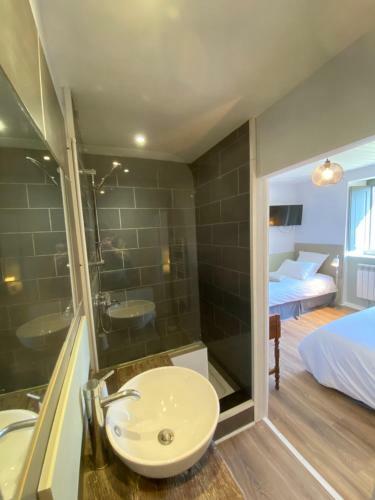 Hostal Au Pont D?olt