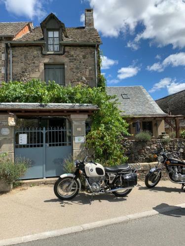 Hostal Au Pont D?olt