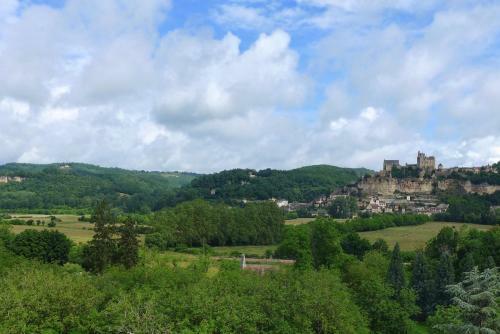 Rue Bertrand De Got
