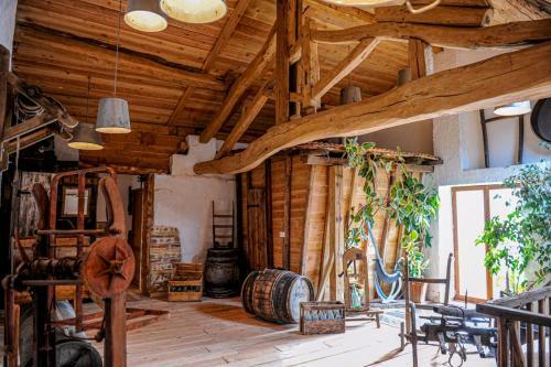 Hostal Le Moulin De Chamambard