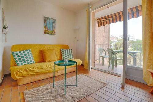Apartamento St-cyr - Studio Avec Balcon, Vue Mer Et Proche Plage