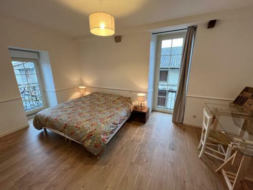 Villa Maison de Caract�re Dans La Bastide Foyenne
