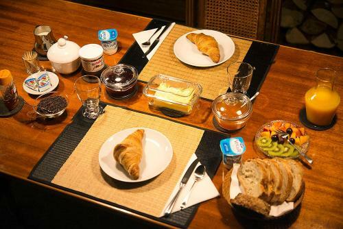 Bed & Breakfast Pas De Deux