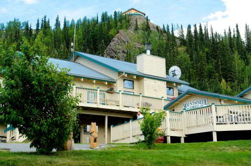 Denali Bluffs Hotel