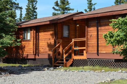 Lodge Denali Cabins