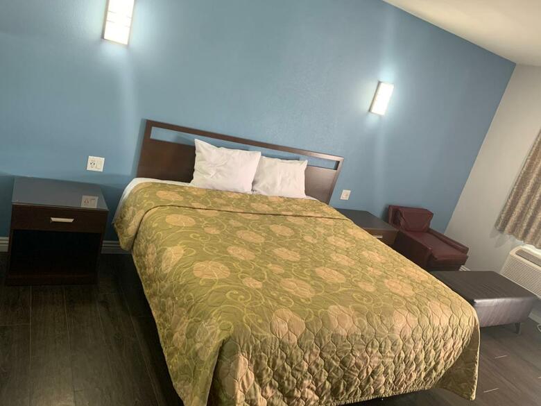 Motel Crescent Inn