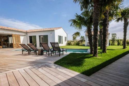 Villa Terracotta -230m2, Piscine Chauff�e, Jardin