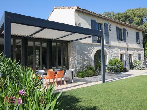 Maison Saint-�tienne-du-gr�s, 6 Pi�ces, 8 Personnes - Fr-1-599-17