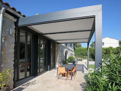 Maison Saint-�tienne-du-gr�s, 6 Pi�ces, 8 Personnes - Fr-1-599-17