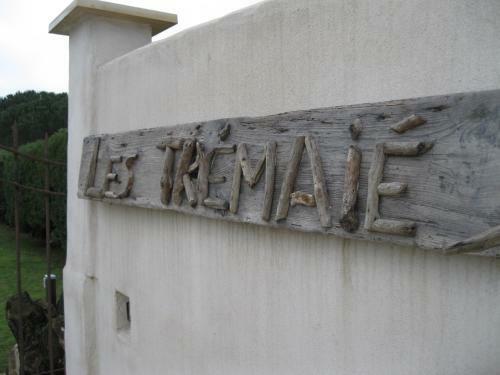 Le Mas Des Tr�ma��