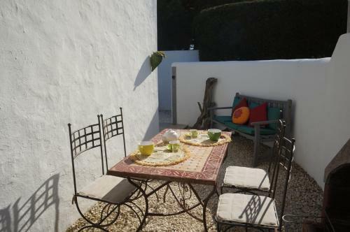 Le Mas Des Tr�ma��