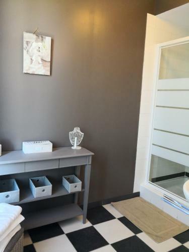 Hostal Maison Courbarien
