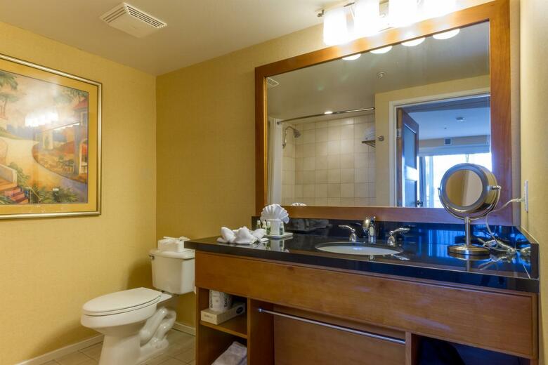 Grand Pacific Palisades Resort & Hotel