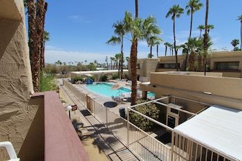 Aparthotel Desert Vacation Villas
