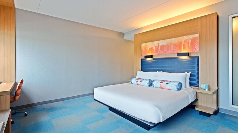 Hotel Aloft Birmingham Soho Square