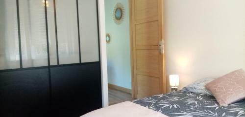 Apartamento Doux Et Chaleureux T2 Avec Balcon Et Parking.