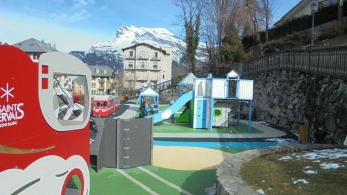 Apartamento Joli T3 Proche Centre Et T�l�cabines