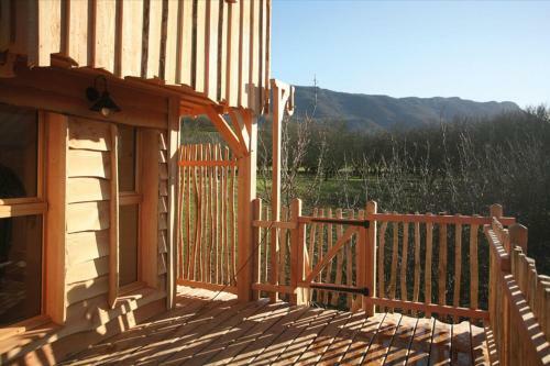 Hostal Roulottes Au Pied Du Vercors