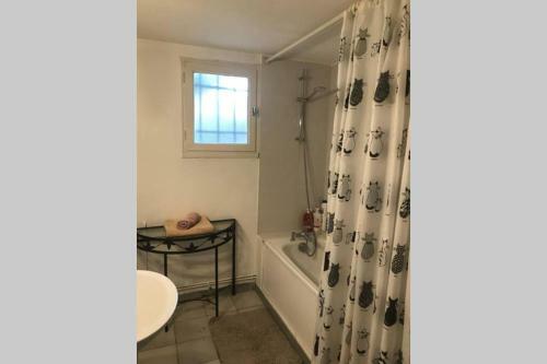 Apartamento St Just Joli Appartement Situ� Dans Une Impasse