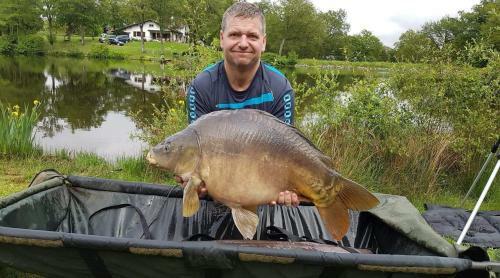 L?etang Carp Fishing Lake And Gite