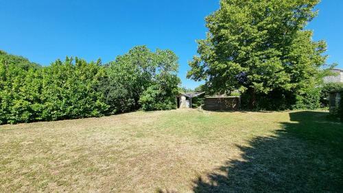 4 Bedroom Holiday Home With Private Pool And Garden