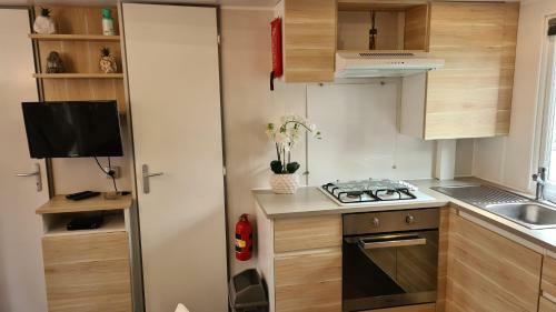 Mobil Home La Licorne Camping Nous Dormant