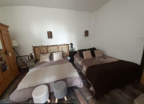 Maison Atypique Dans Cit� M�di�vale