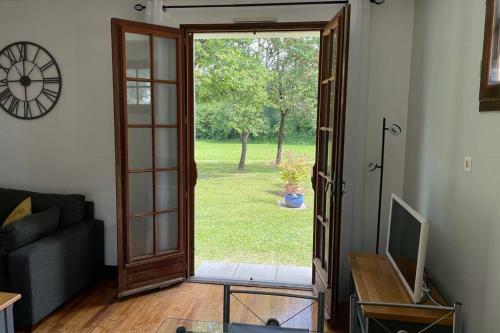 Gite Jeanroy A Cheerful 2 Bedroom Rural Gite