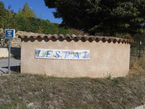 Mazet de Vacances Dans Le Domaine de L'espa�